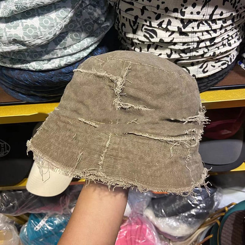Washed Old Bucket Hat in Khaki