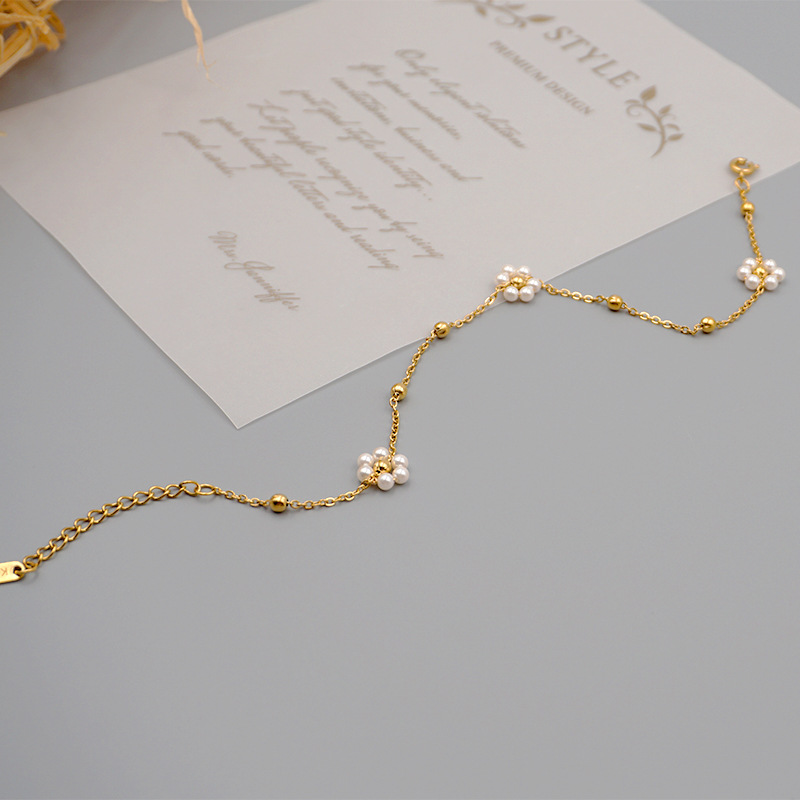 Pearl Necklace Image 2
