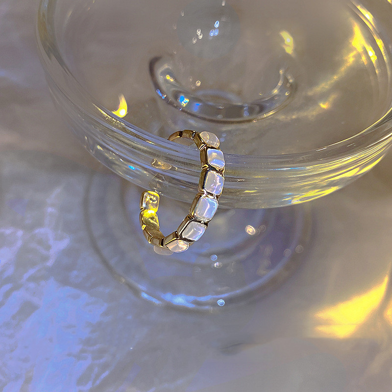 Women's Pearl Zircon Ring 8