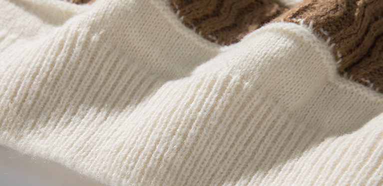 Sweater Image 5