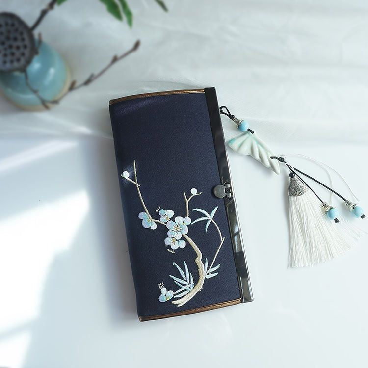 Clutch Purse Image 6