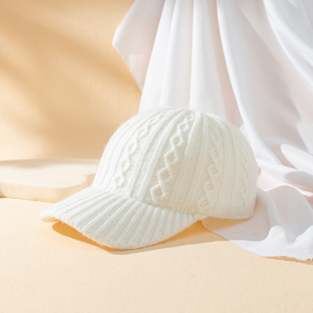 Women's Knitted Wool Cap Black